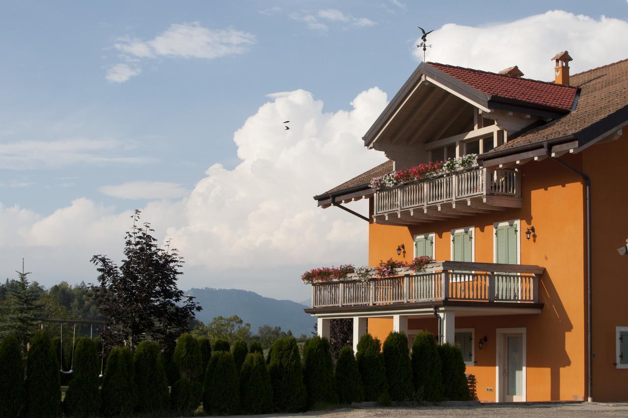 Agritur Agribaldo Lavanda Lägenhet Brentonico Exteriör bild